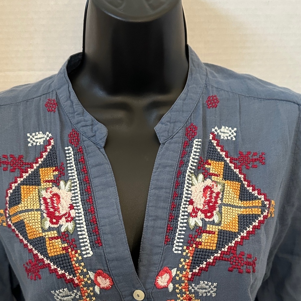Johnny Was/ 3J Workshop collection embroidered tunic top their Small - Picture 2 of 14